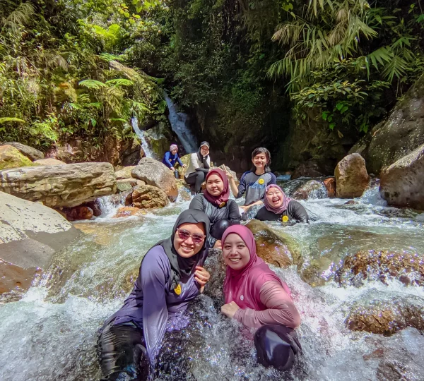 Trekking Curug Ciburial, Curug Kembar dan Curug Hordeng (6)