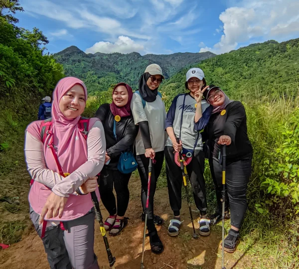 Trekking Curug Ciburial, Curug Kembar dan Curug Hordeng (9)
