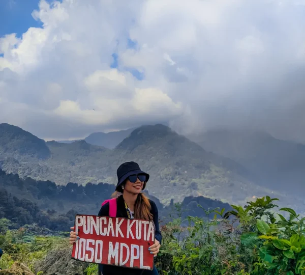 Trekking Puncak Kuta - Curug Mariuk (3)