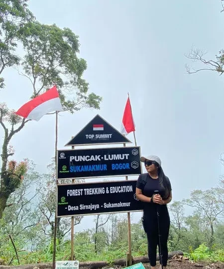 Puncak Lumut Sukamakmur