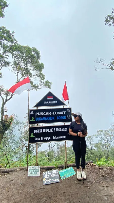 Puncak Lumut Sukamakmur